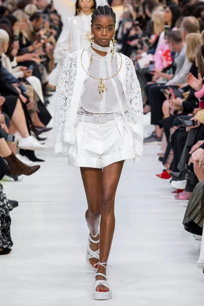 Look 21